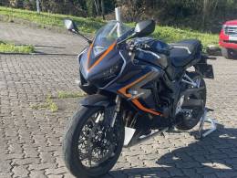 HONDA - CBR 650R - 2021/2022 - Cinza - R$ 55.900,00